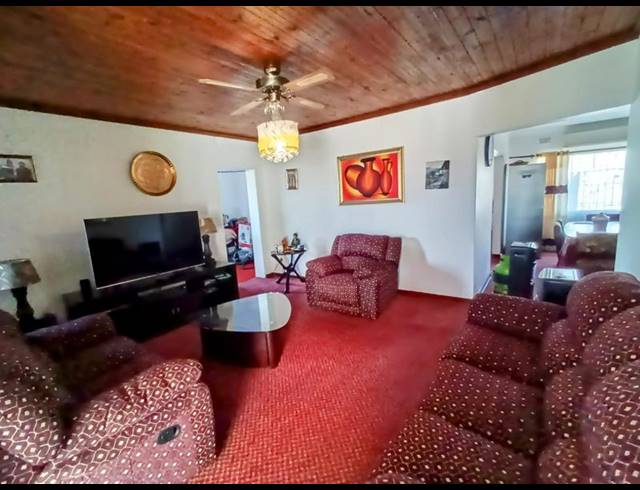 3 BEDROOM HOUSE FOR SALE IN NORTHDALE